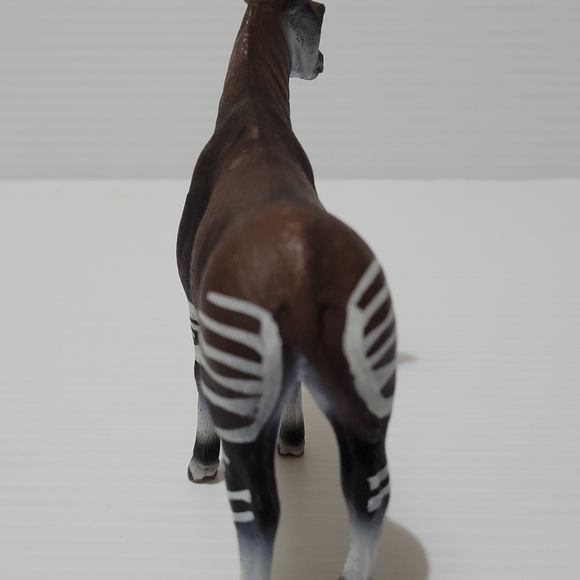 Schleich Adult Okapi Wild Life of Africa Series 2006 Retired. - Picture 3 of 6